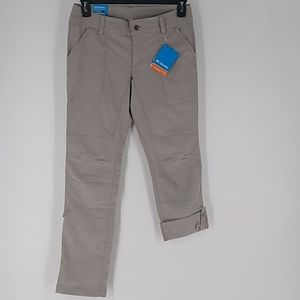 New Women's Columbia Capris/Pant